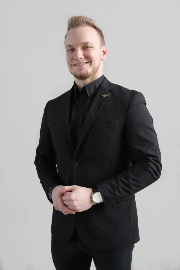  Dawid Kubczak