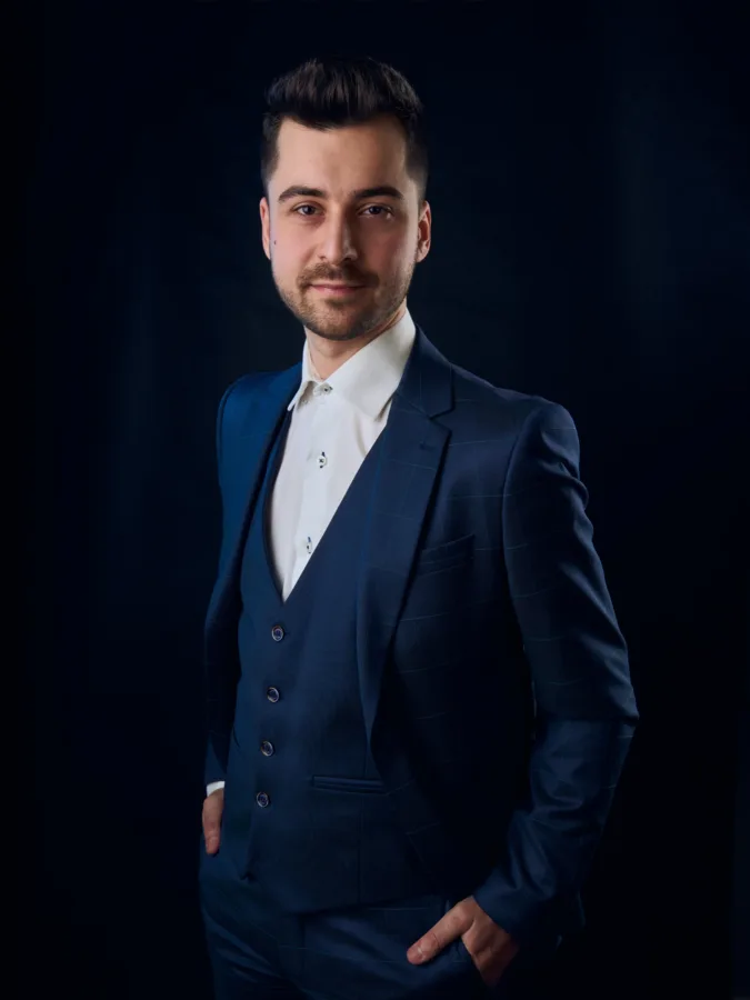 Mgr Kamil Nowak